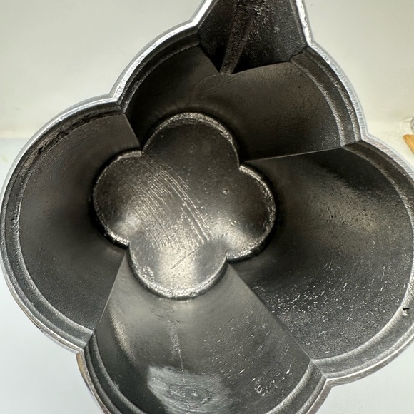 2012 Arthur Court Designs Quatro Pitcher Aluminum Silver - Picture 5 of 8